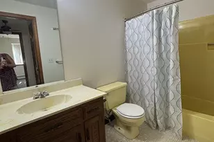 33 Lochview Dr, Windsor, CT 06095 - Photo 9