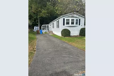 28 Woodland Park, Shelton, CT 06484 - Photo 3