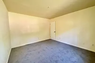 81 Angel Dr, Waterbury, CT 06708 - Photo 17