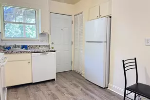 81 Angel Dr, Waterbury, CT 06708 - Photo 7
