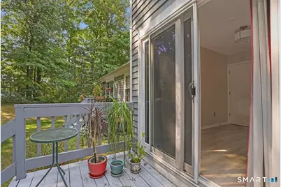 205 Oakland Street #B, Manchester, CT 06042 - Photo 23