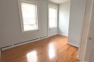 860 State St, New Haven, CT 06511 - Photo 3