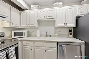 1 Valley Rd, Stamford, CT 06902 - Photo 5