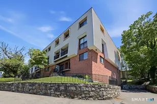 1 Valley Rd, Stamford, CT 06902 - Photo 25