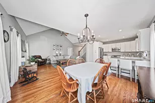 1 Heritage Ct, Wolcott, CT 06716 - Photo 5