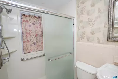 32 King Street, Old Saybrook, CT 06475 - Photo 23