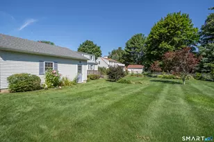 32 King St, Old Saybrook, CT 06475 - Photo 37