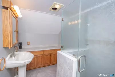 32 King Street, Old Saybrook, CT 06475 - Photo 29