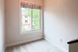 690 Forest Rd, West Haven, CT 06516 - Photo 13