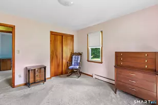 31 Jeanette Rd, Danbury, CT 06811 - Photo 9
