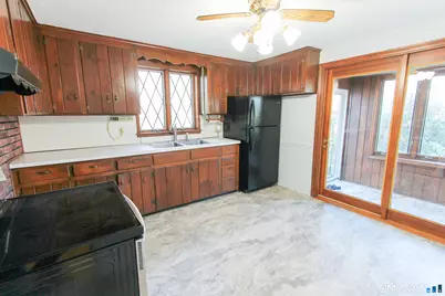 20 Condon Street, Berlin, CT 06037 - Photo 5