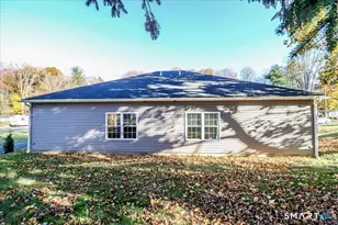 28 Cindy Ln, Bethel, CT 06801 - Photo 29