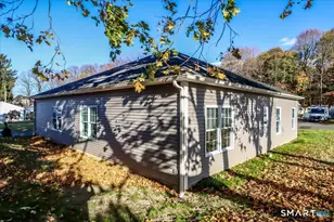 28 Cindy Ln, Bethel, CT 06801 - Photo 27