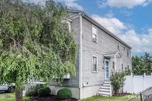 41 Calderwood Ct, Bridgeport, CT 06605 - Photo 25