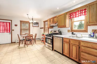 41 Calderwood Court, Bridgeport, CT 06605 - Photo 13
