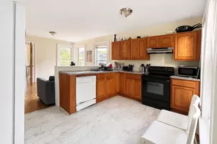 26 Compton St, New Haven, CT 06511 - Photo 5