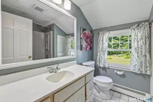 40 Vantana Dr, Bristol, CT 06010 - Photo 27