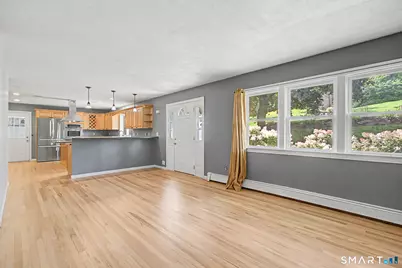 19 Governors Lane, Bethel, CT 06801 - Photo 5