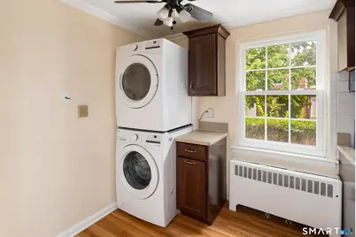1084 East Main Street #1, Stamford, CT 06902 - Photo 11