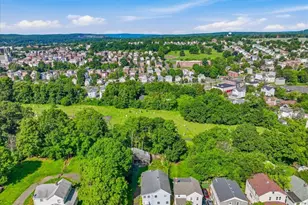 136 Sexton St, New Britain, CT 06051 - Photo 1