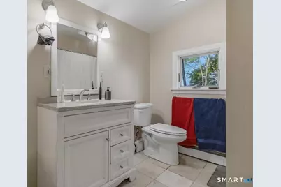136 Sexton Street, New Britain, CT 06051 - Photo 25