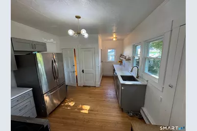 383 Center Street, Manchester, CT 06040 - Photo 27