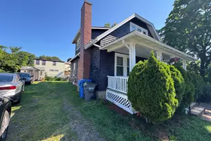 383 Center St, Manchester, CT 06040 - Photo 3