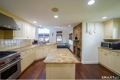 7 Hadik Parkway, Norwalk, CT 06854 - Photo 7
