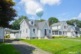 7 Hadik Pkwy, Norwalk, CT 06854 - Photo 1