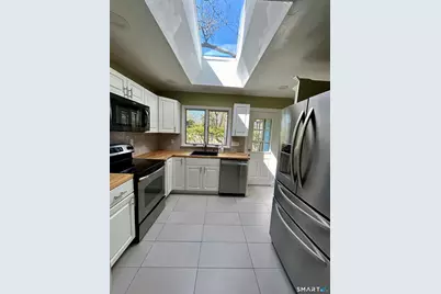 8 Drumlin Road, Westport, CT 06880 - Photo 9