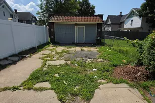 60 Waterville St, Waterbury, CT 06710 - Photo 3