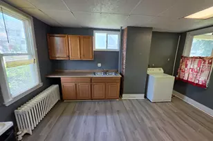 60 Waterville St, Waterbury, CT 06710 - Photo 9
