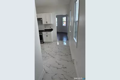 16 Vermont 1st Floor Street #1, Waterbury, CT 06704 - Photo 15