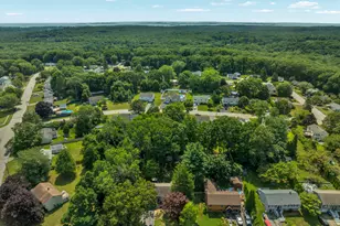 197 Breezy Knolls, Groton, CT 06355 - Photo 37
