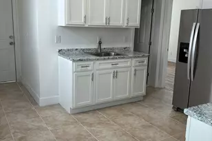 16 Vermont 2nd Floor St, Waterbury, CT 06704 - Photo 7