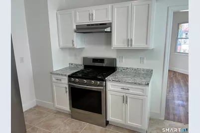 16 Vermont 2nd Floor Street #2, Waterbury, CT 06704 - Photo 15