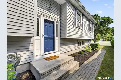 25 Penny Lane, New London, CT 06320 - Photo 7