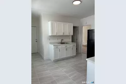 16 Vermont 3rd Floor Street #3, Waterbury, CT 06704 - Photo 11
