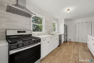 82 Laurel St, Stratford, CT 06615 - Photo 21
