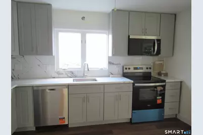 625 Clark Street, Bridgeport, CT 06606 - Photo 9