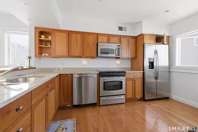 2 Miller Street, Stonington, CT 06378 - Photo 9