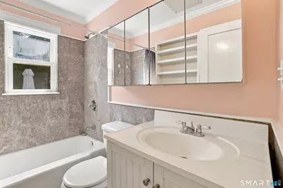 32 Van Buskirk Avenue #1st Floor, Stamford, CT 06902 - Photo 15