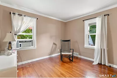 32 Van Buskirk Avenue #1st Floor, Stamford, CT 06902 - Photo 13