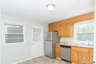438 High Street, Fairfield, CT 06824 - Photo 7