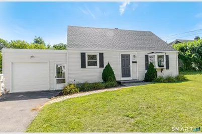 438 High Street, Fairfield, CT 06824 - Photo 1