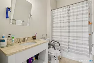 100 Stone Ridge Way, Fairfield, CT 06824 - Photo 23
