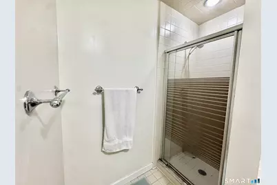 18 Harbour Close, New Haven, CT 06519 - Photo 27