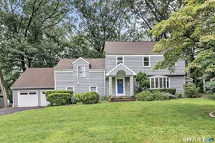 205 Stoneleigh Square, Fairfield, CT 06825 - Photo 1
