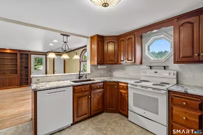 61 Chamberlain Road, Wethersfield, CT 06109 - Photo 19