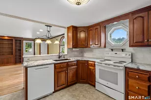 61 Chamberlain Rd, Wethersfield, CT 06109 - Photo 19